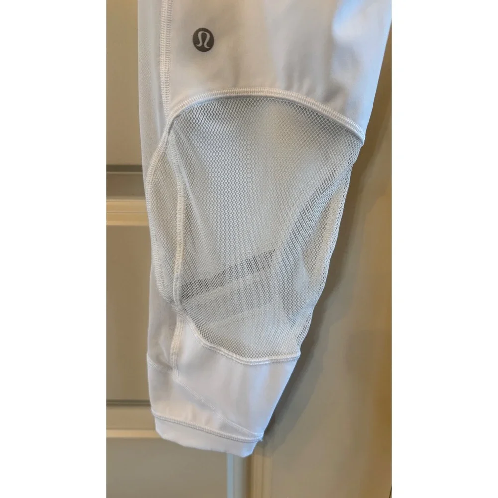 Lululemon White High Rise Mesh Panel 'Clear the Court' Athletic Leggings Size 12
